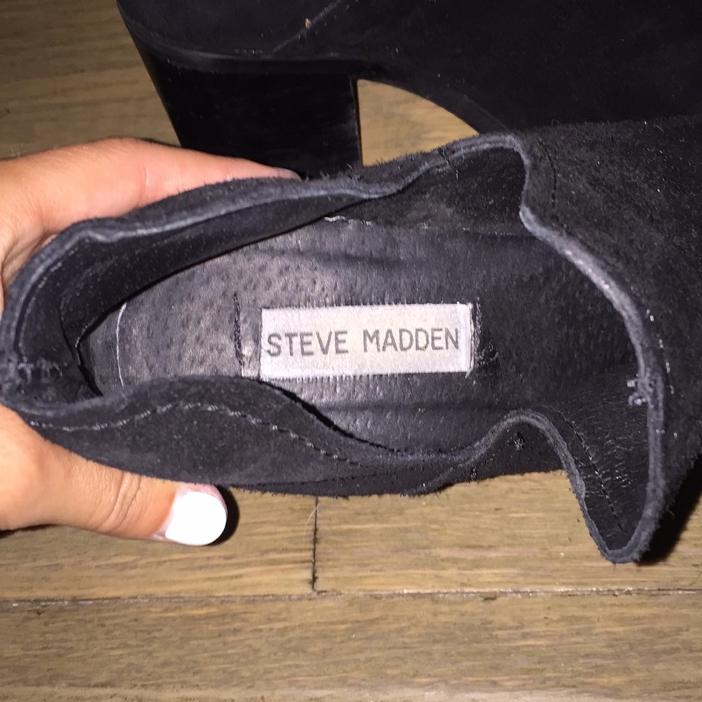 Steve Madden black booties